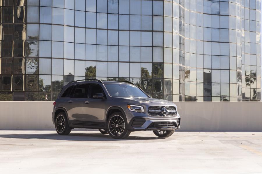  Mercedes-Benz GLB250 AMG Line (X247) 2019 года  (NA) (фото 1 из 40)